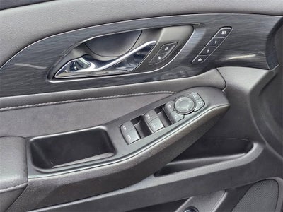 2023 Chevrolet Traverse Base