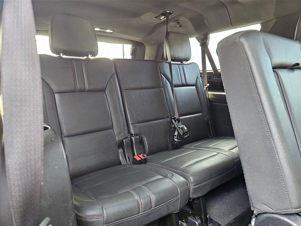 2021 Chevrolet Suburban Base