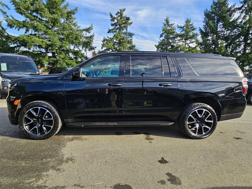 2021 Chevrolet Suburban Base