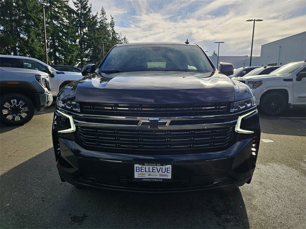 2021 Chevrolet Suburban Base