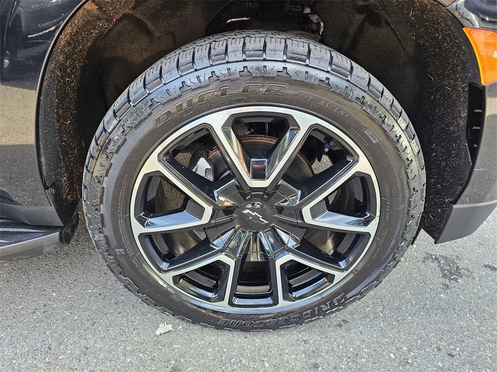 2021 Chevrolet Suburban Base