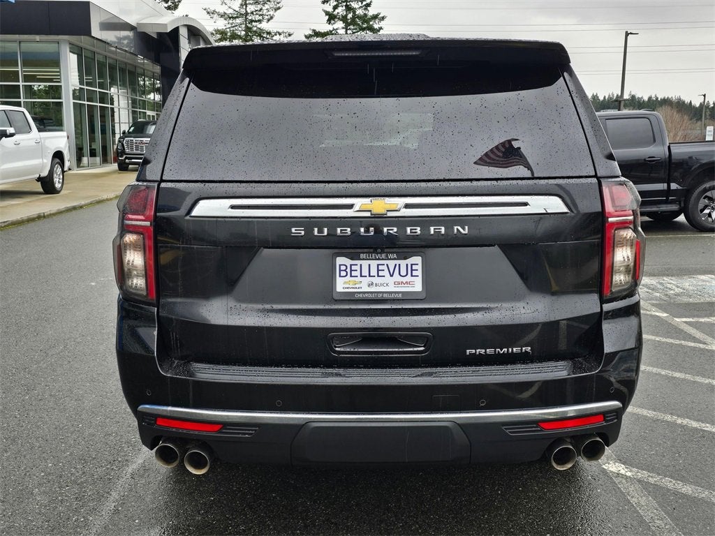 2024 Chevrolet Suburban Base