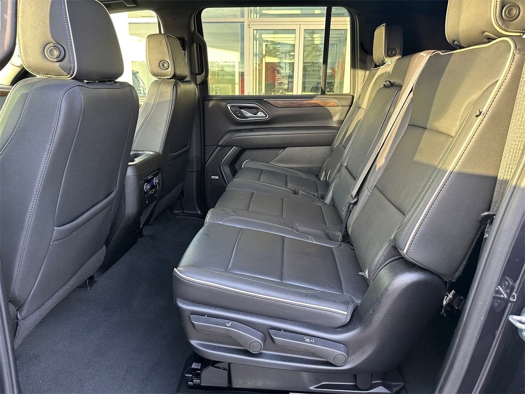 2024 Chevrolet Suburban Base