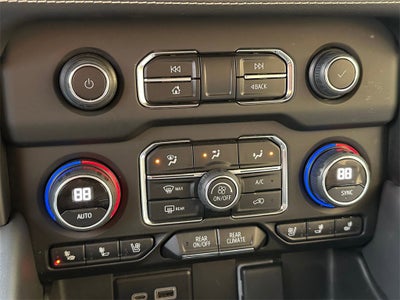 2024 Chevrolet Suburban Base