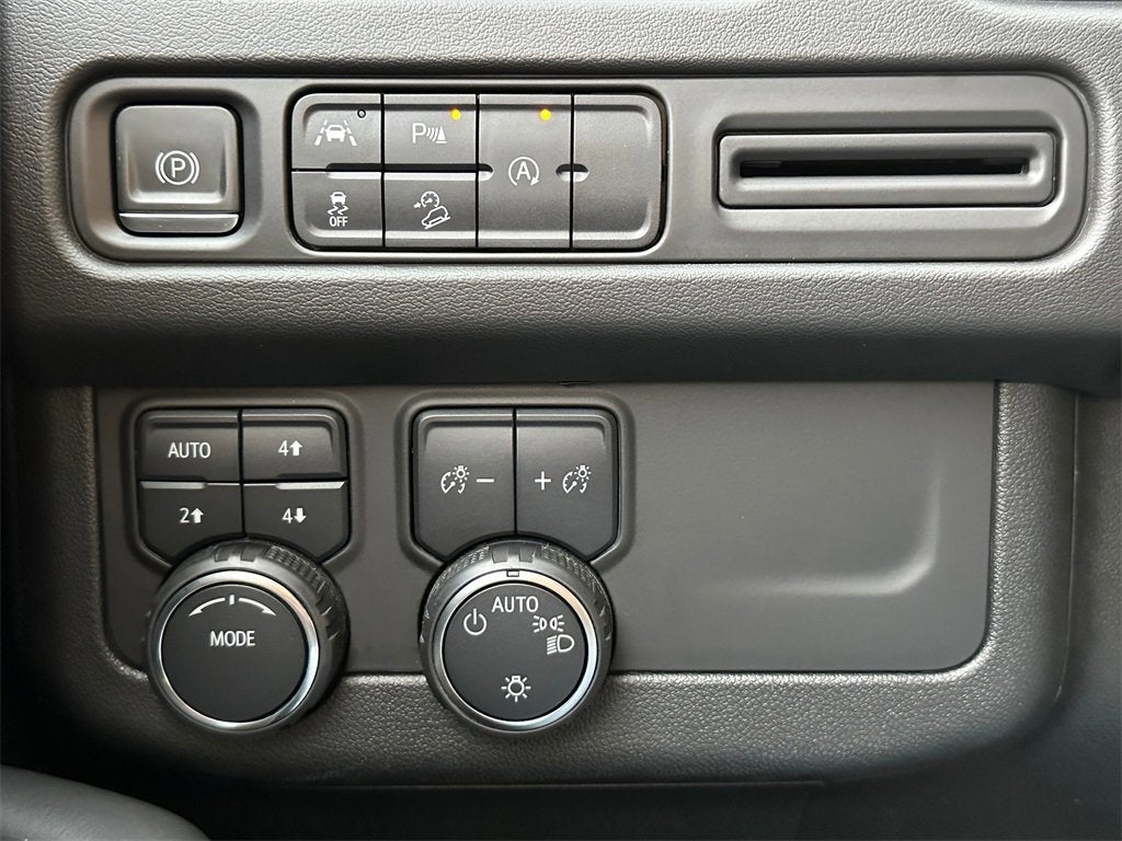 2024 Chevrolet Suburban Base