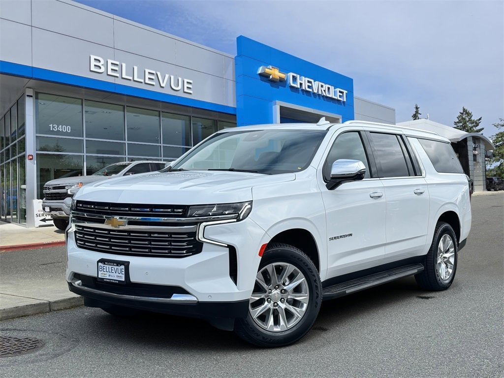 2023 Chevrolet Suburban Base