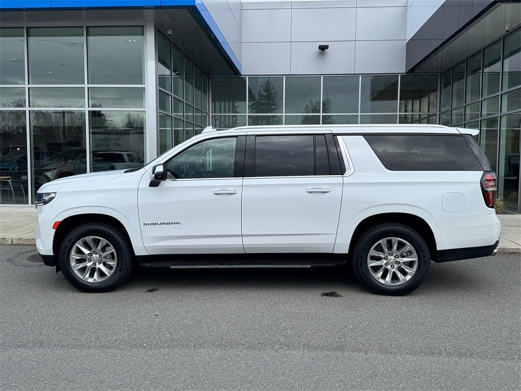 2023 Chevrolet Suburban Base