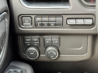 2023 Chevrolet Suburban Base