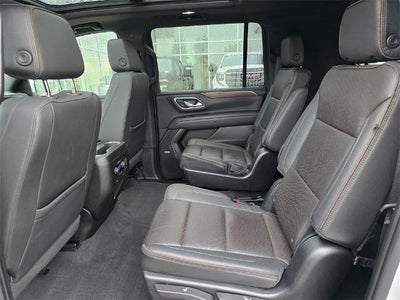 2022 Chevrolet Suburban High Country