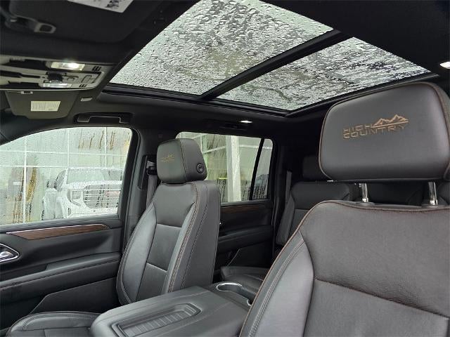 2022 Chevrolet Suburban High Country