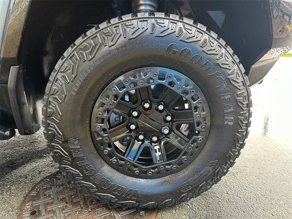 2024 GMC HUMMER EV Pickup Base