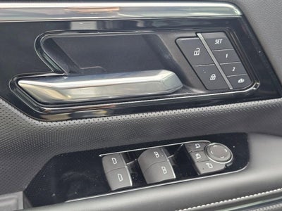2025 GMC Sierra EV Base
