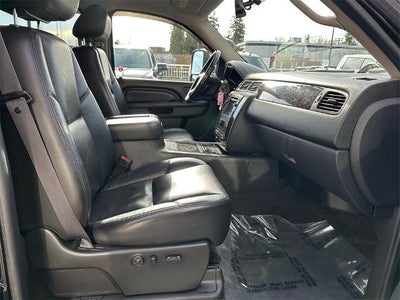 2011 GMC Sierra 3500 HD SRW Denali