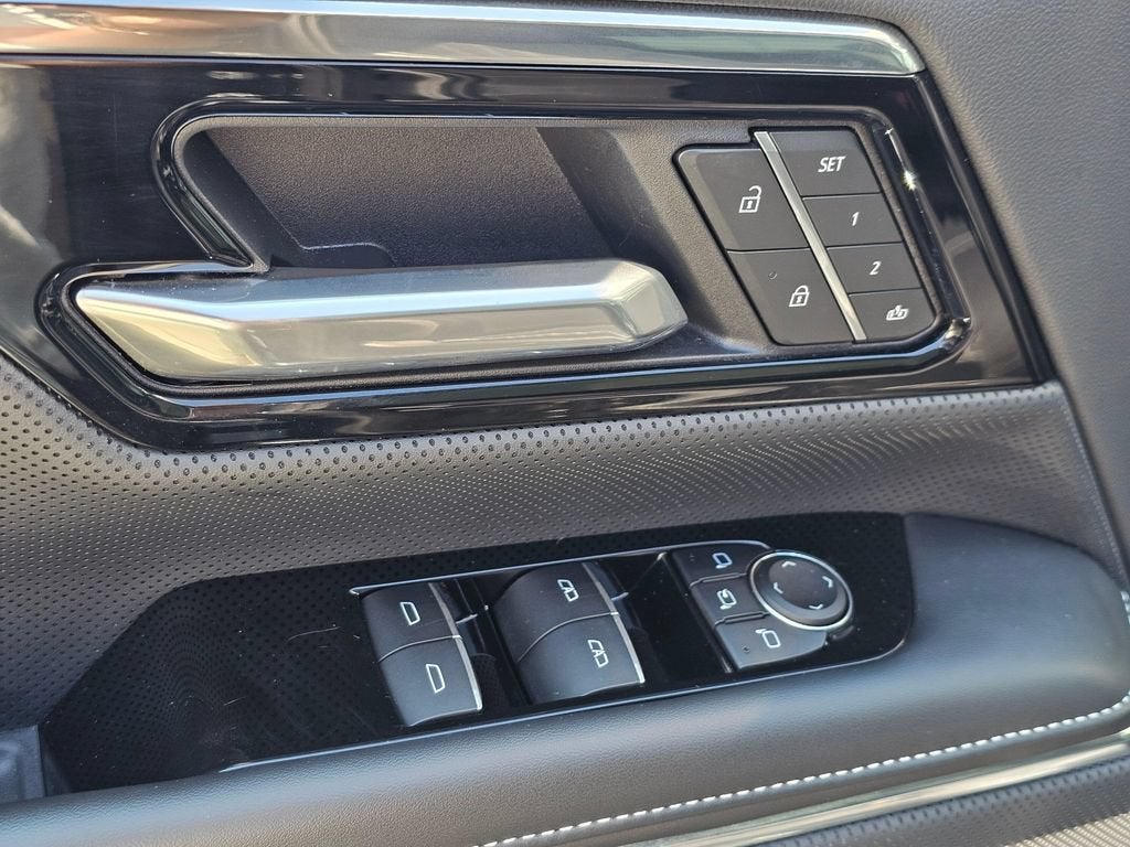 2026 GMC Sierra EV Base