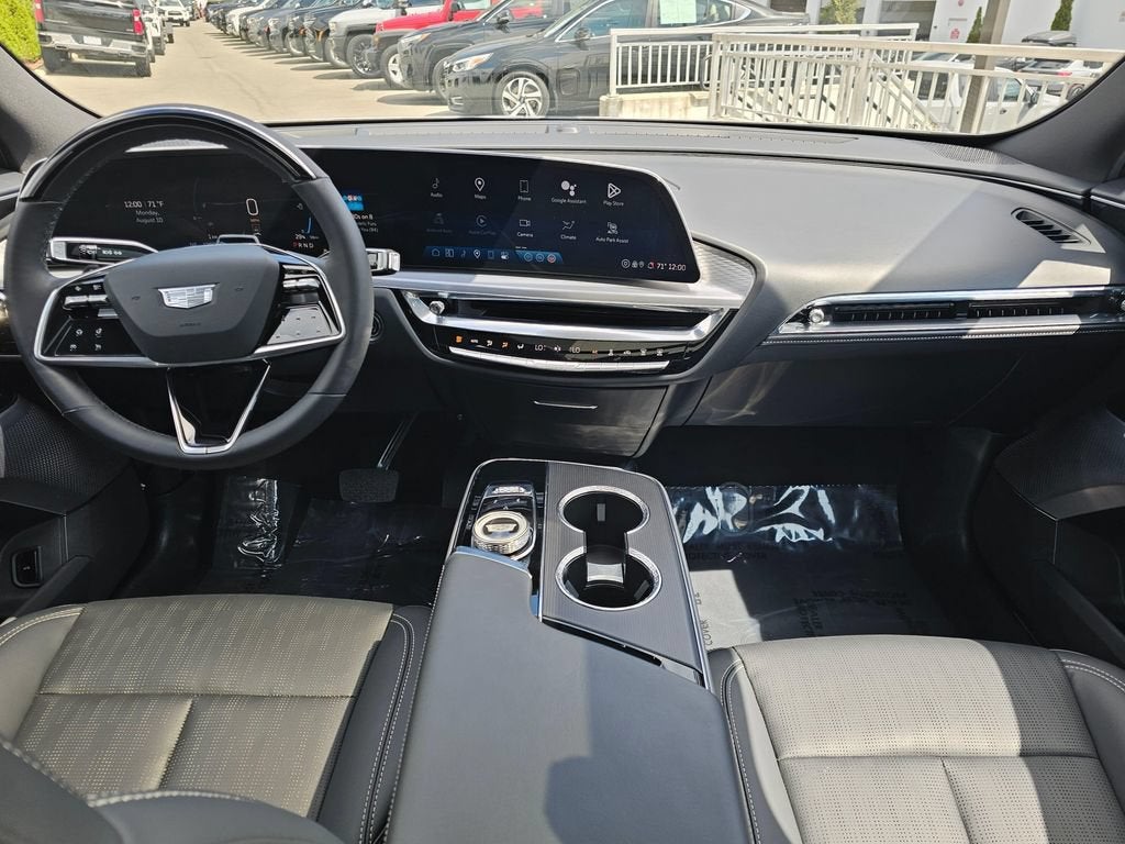 2024 Cadillac LYRIQ Base