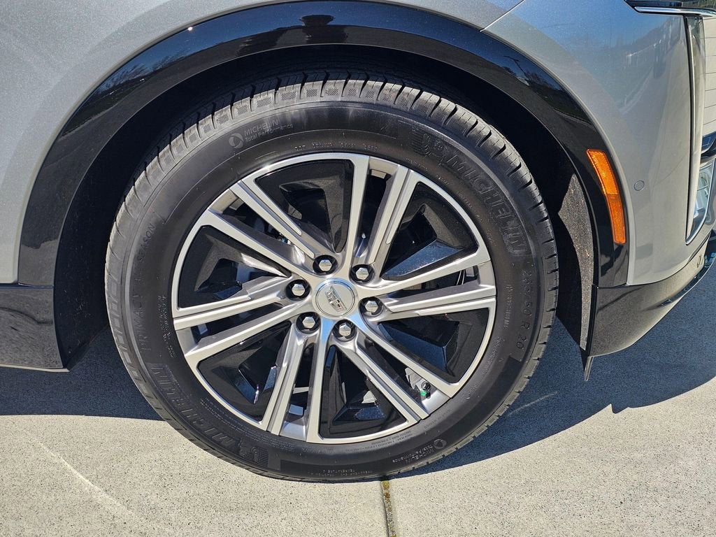 2025 Cadillac LYRIQ Base