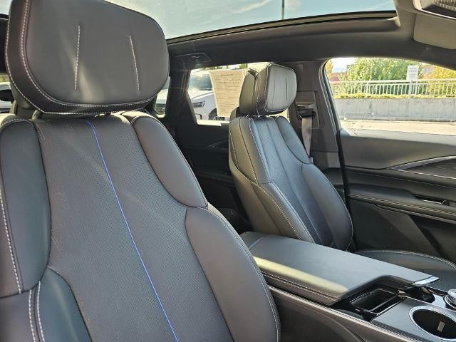 2024 Cadillac LYRIQ Sport 1