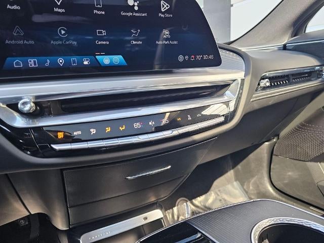 2024 Cadillac LYRIQ Sport 1