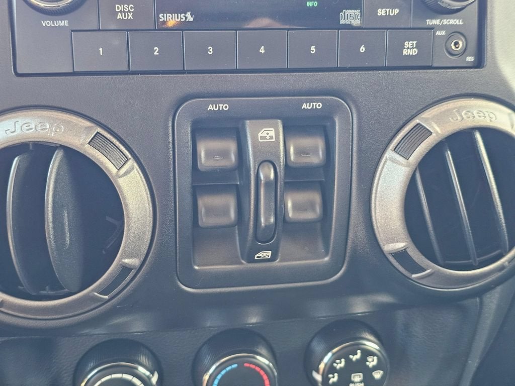2011 Jeep Wrangler Unlimited Base