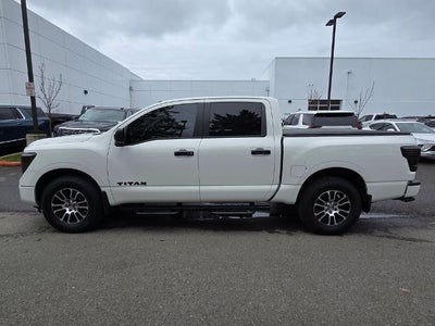 2021 Nissan Titan SV