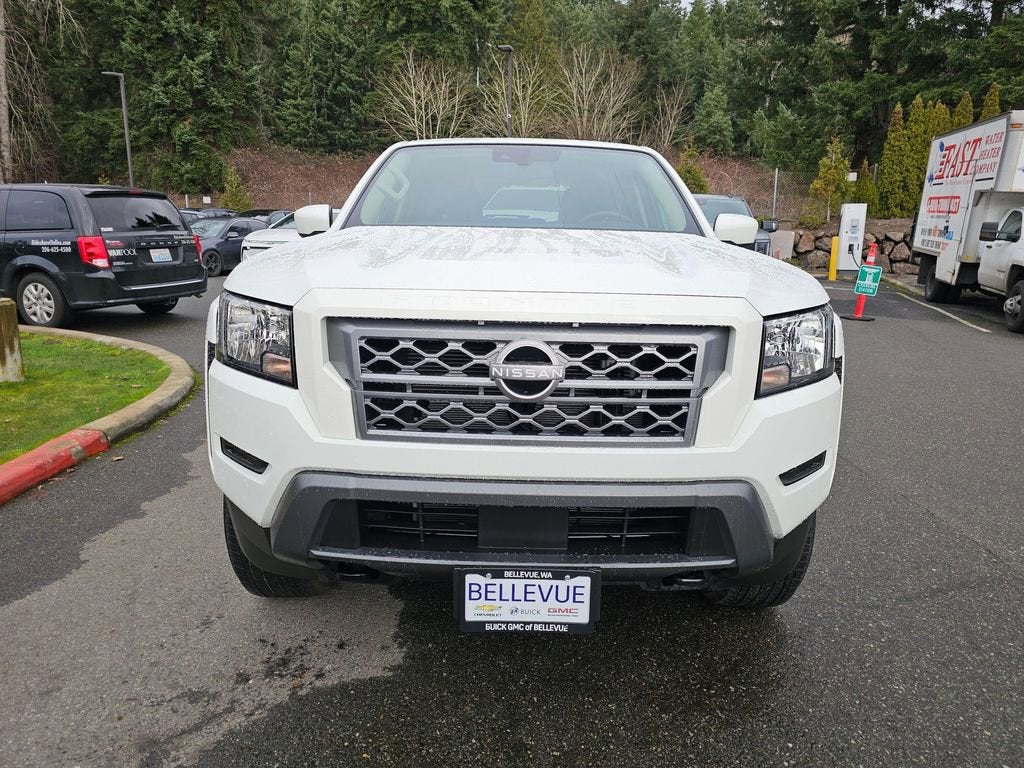 2023 Nissan Frontier Base