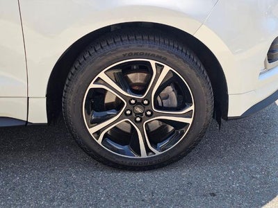 2021 Ford Edge ST