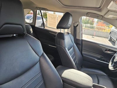 2021 Toyota RAV4 Hybrid LE