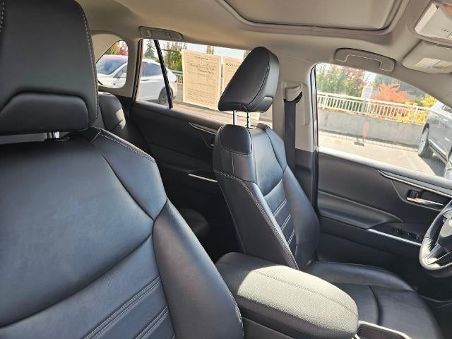 2021 Toyota RAV4 Hybrid LE
