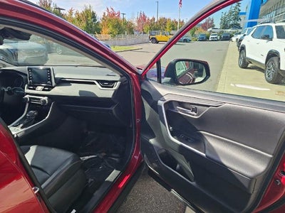 2021 Toyota RAV4 Hybrid LE