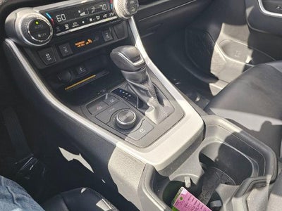 2021 Toyota RAV4 Hybrid LE