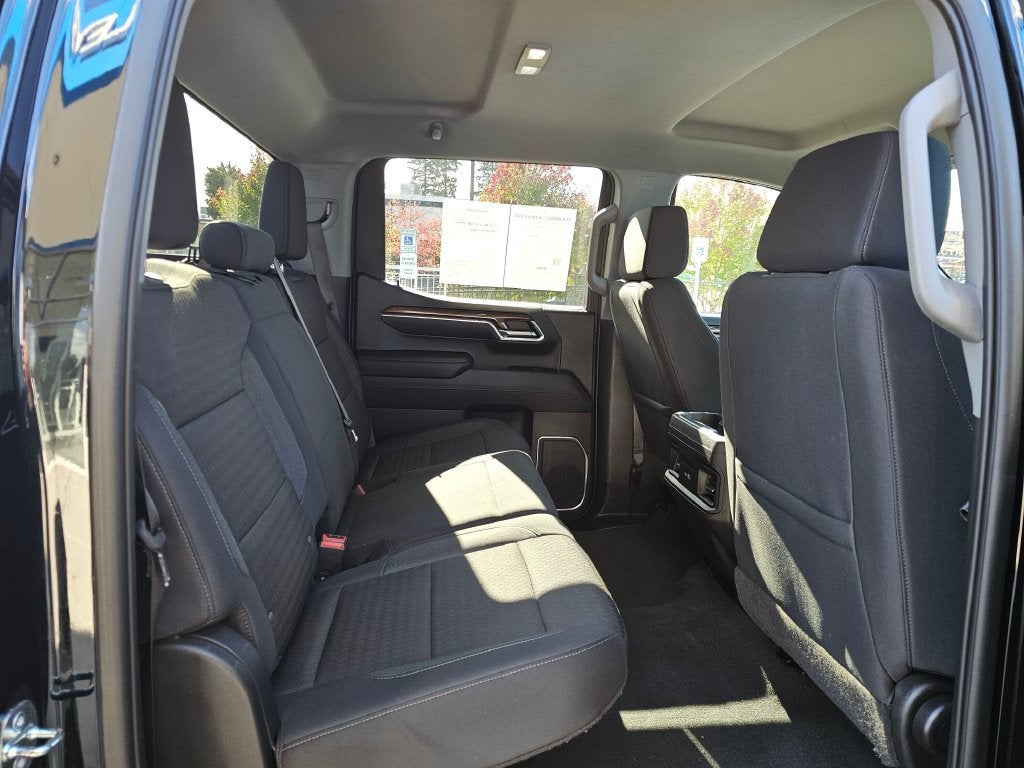 2023 Chevrolet Silverado 1500 Base