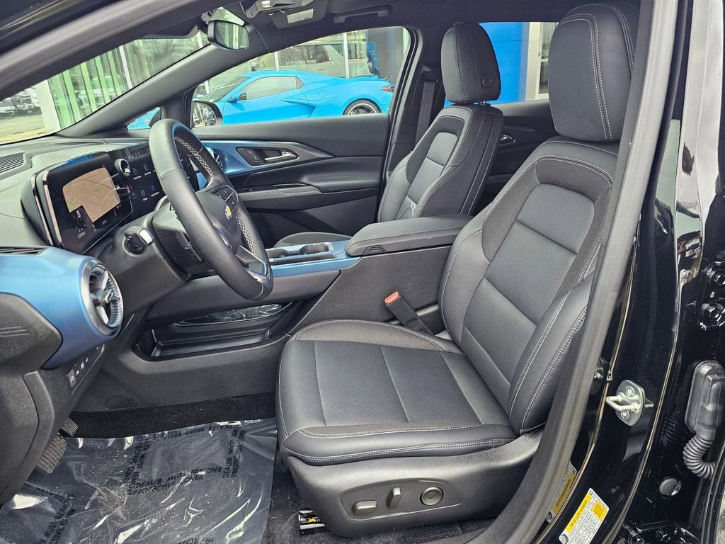 2025 Chevrolet Equinox EV Base