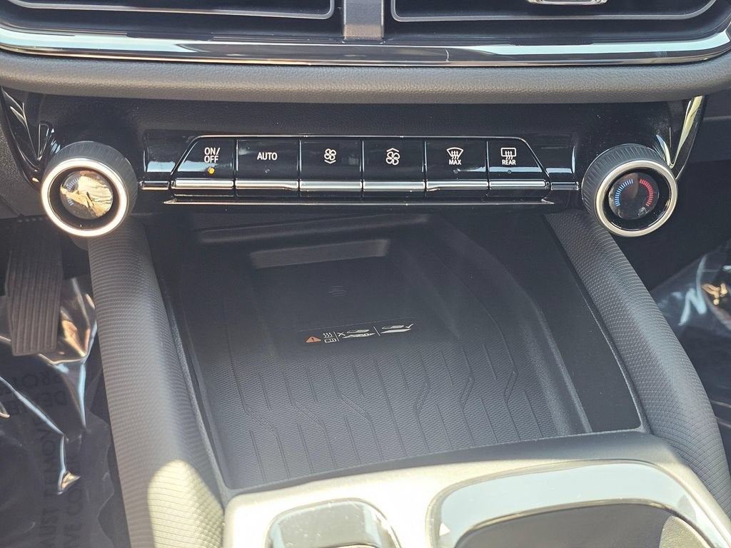2025 Chevrolet Equinox EV Base