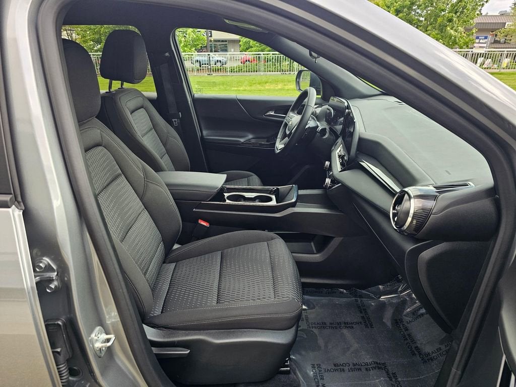 2025 Chevrolet Equinox Base