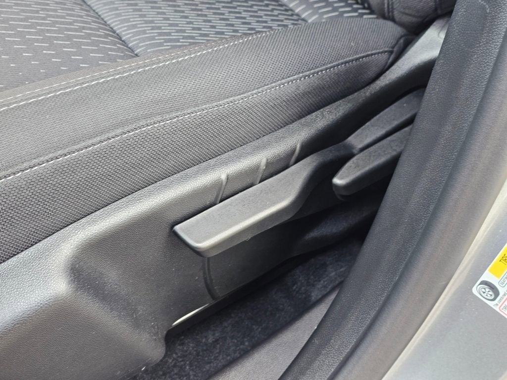 2025 Chevrolet Equinox Base