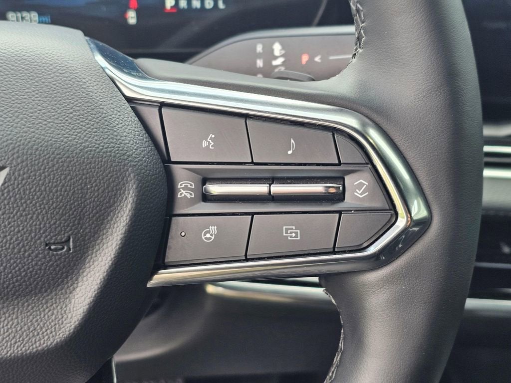 2025 Chevrolet Equinox Base