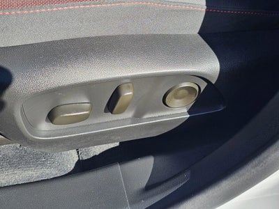 2025 Chevrolet Equinox Base