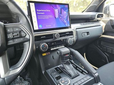 2024 Toyota Tacoma 4WD SR5