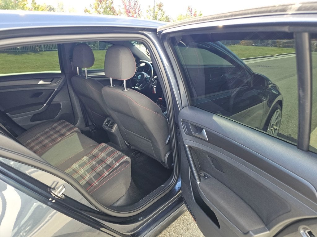 2018 Volkswagen Golf GTI Base