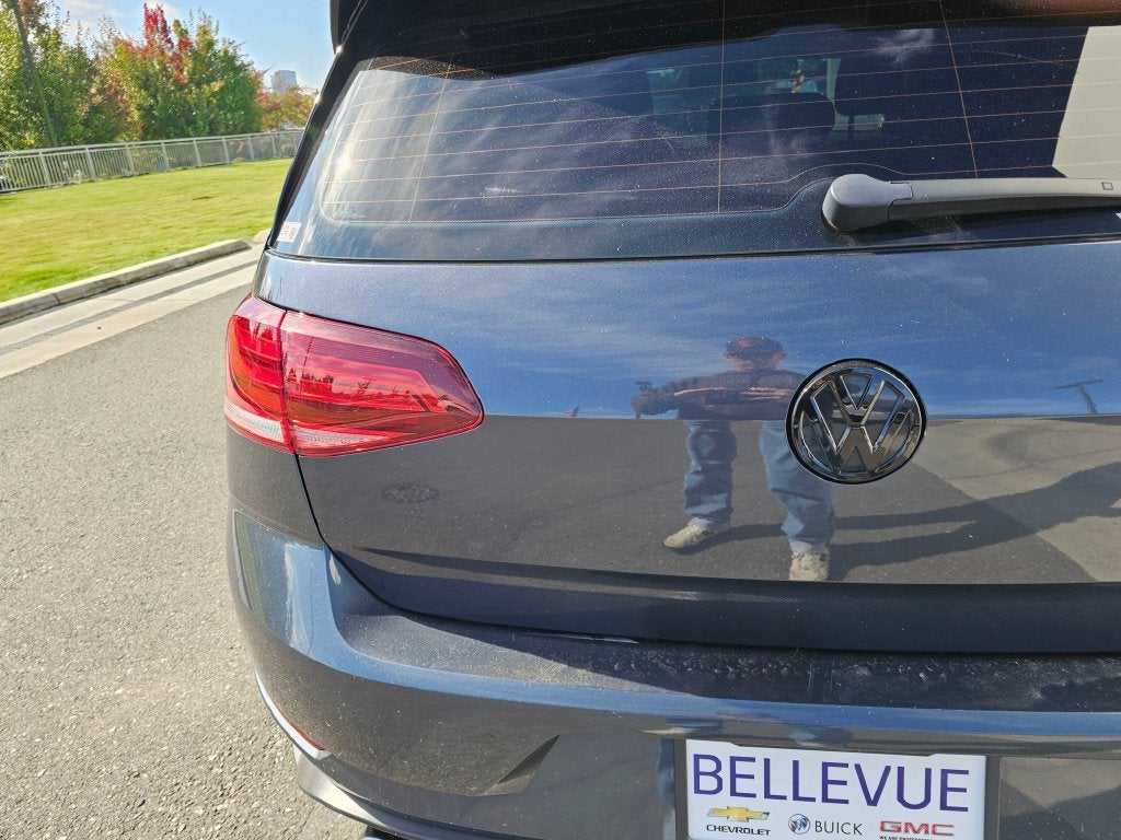 2018 Volkswagen Golf GTI Base
