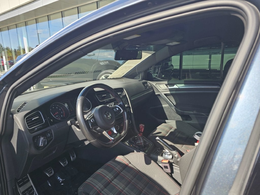 2018 Volkswagen Golf GTI Base