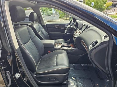 2019 INFINITI QX60 LUXE