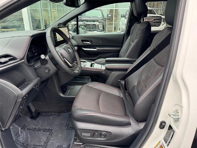 2025 Toyota Sienna XSE