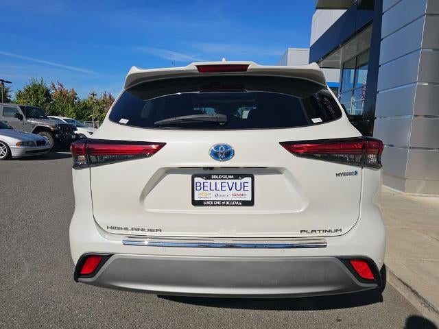 2021 Toyota Highlander Hybrid Platinum