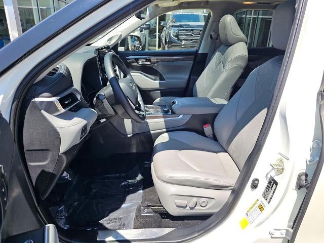 2020 Toyota Highlander Platinum