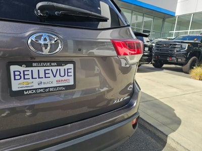 2019 Toyota Highlander Base