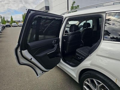 2022 BMW X7 xDrive40i
