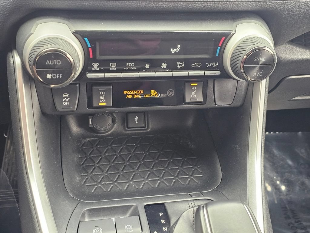 2022 Toyota RAV4 Base