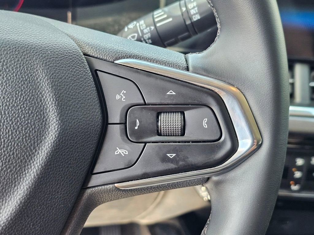 2025 Chevrolet Trax Base