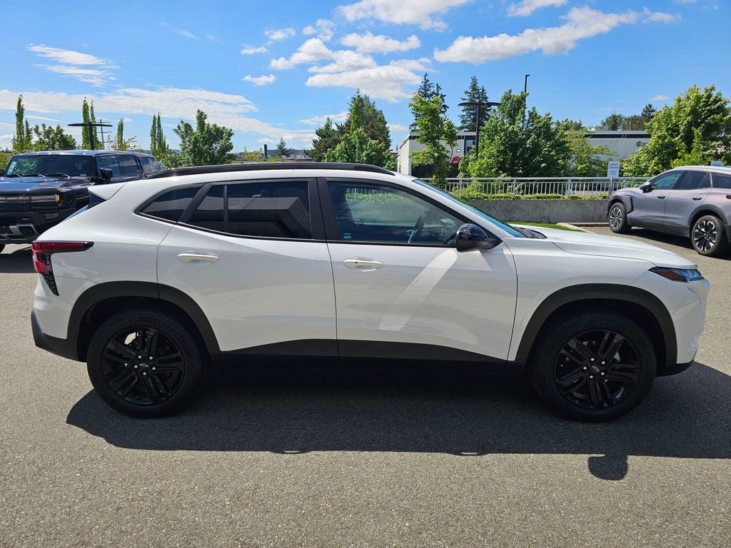 2025 Chevrolet Trax Base
